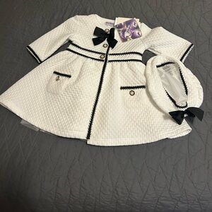Blueberi Boulevard White and Black Baby Outfit